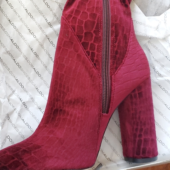 Red Tenesha Velvet Over The Knee Boots - Picture 4 of 8